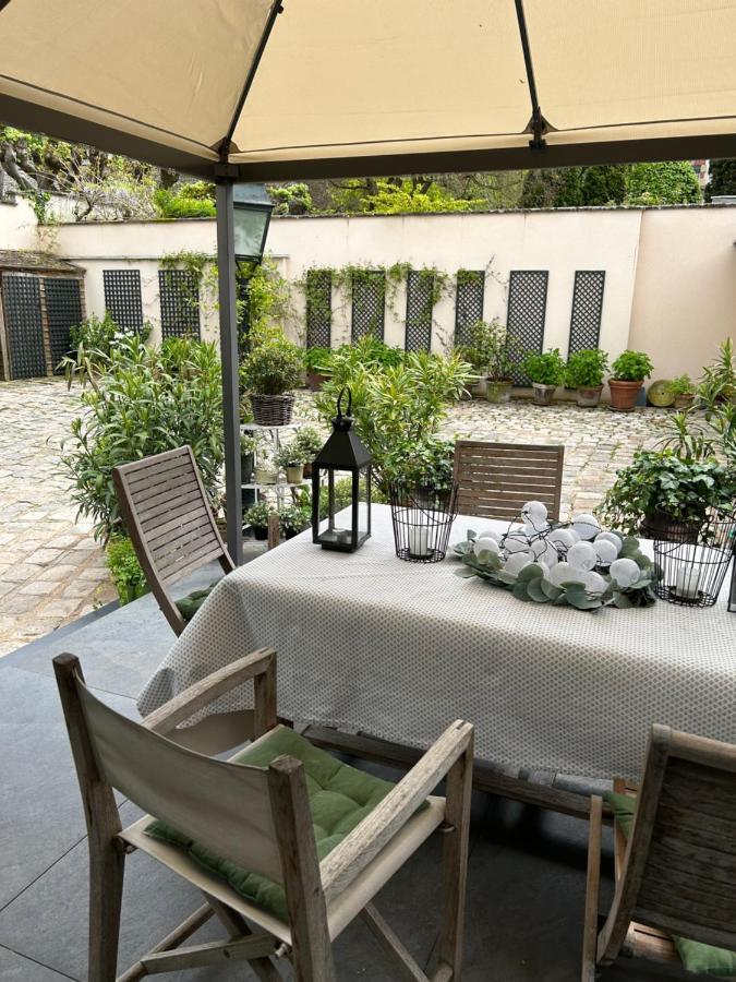 Le Jardin Cathedrale Bed & Breakfast Chartres Exterior photo